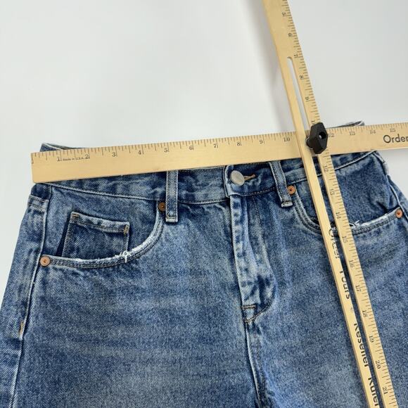 BLANKNYC Shorts Womens 26 Blue High Rise The Perry Mom Short Distressed Denim - Picture 7 of 9